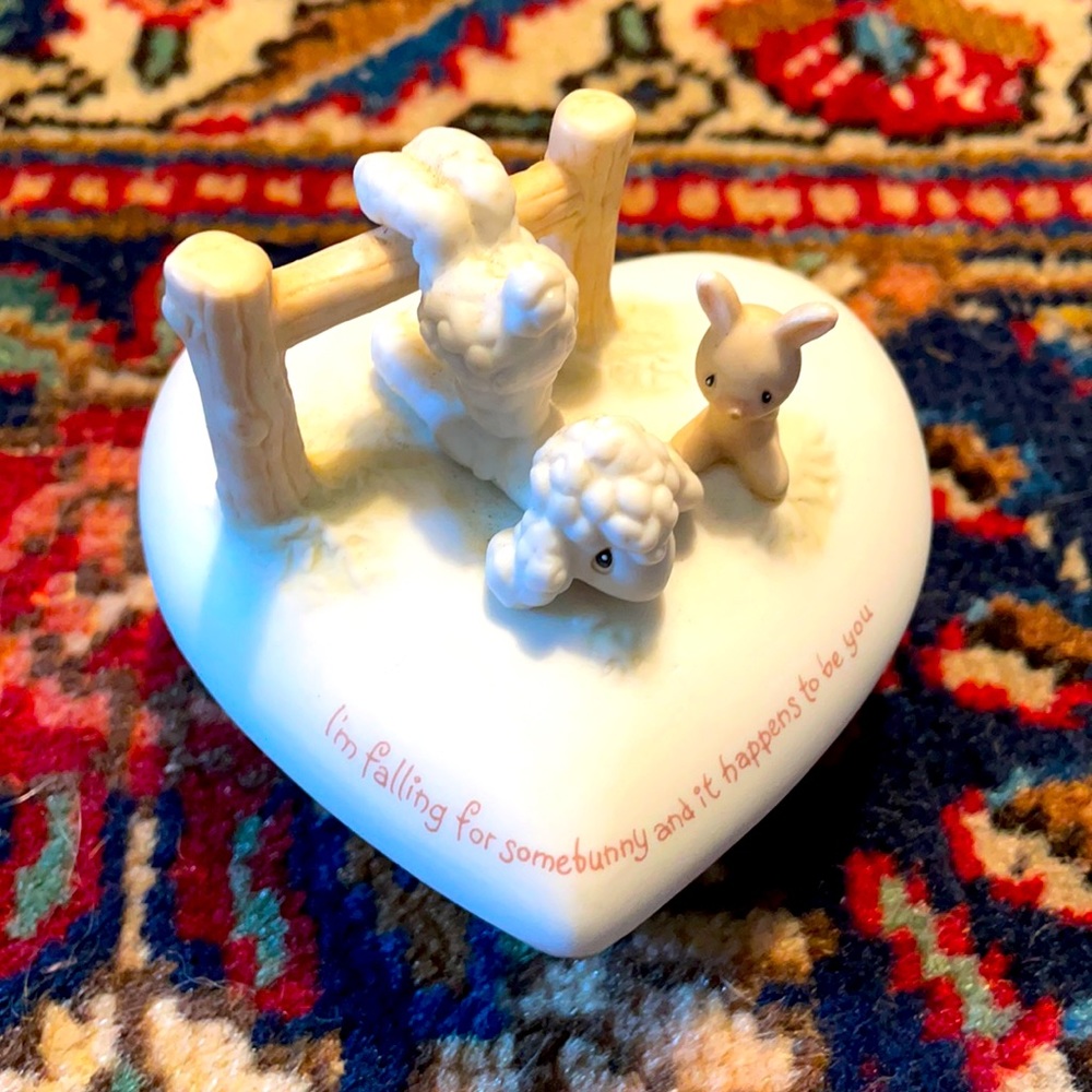 1982 Jonathan & David Somebunny Cares Enesco Box